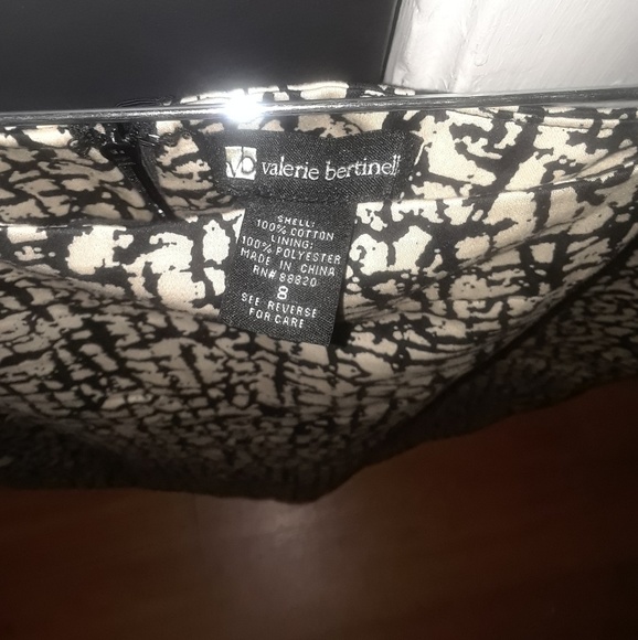 Skirt - Picture 3 of 3